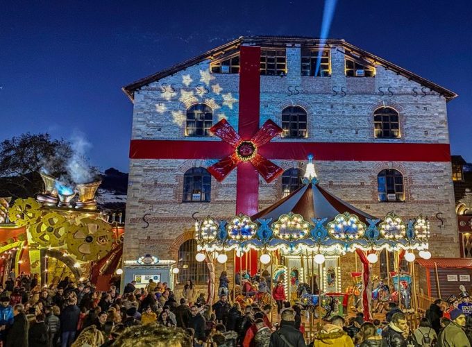 Χριστούγεννα | 3 ημέρες | Στη σκιά των Μετεώρων & στον παραμυθένιο Μύλο των Ξωτικών | Με ημιδιατροφή & ρεβεγιόν με ζωντανή μουσική!