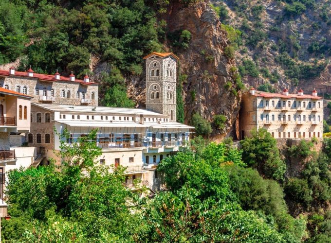 07-09/06 | 3 ημέρες | Καρπενήσι – Μονή Προυσού – Μικρό & Μεγάλο Χωριό | Με ημιδιατροφή!