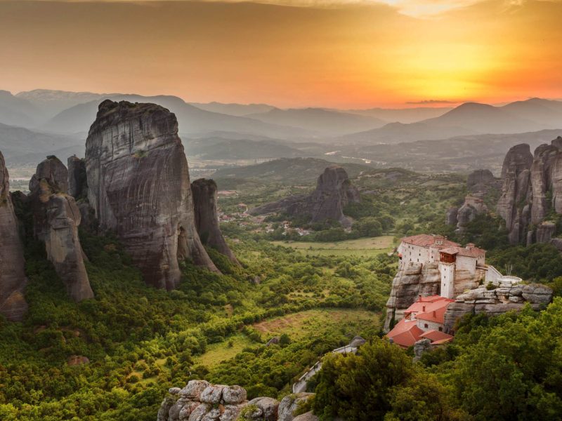 Καθαρά Δευτέρα | 3 ημέρες | Μετέωρα – Λίμνη Πλαστήρα – Τρίκαλα – Μέτσοβο – Ελάτη | Με ημιδιατροφή!