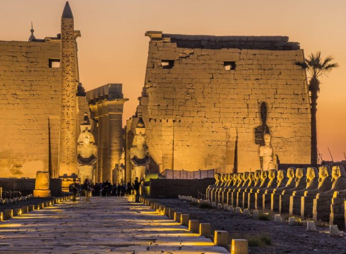 Ιούνιος – Σεπτέμβριος | 8 ημέρες | Αρχαία Αίγυπτος – Κάιρο – Αμπού Σιμπέλ – 5ήμερη Κρουαζιέρα στον Νείλο