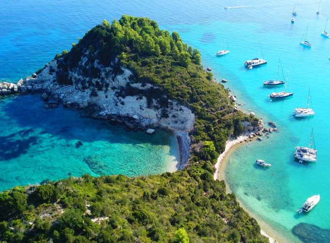 07-09/06 | 3 ημέρες | Ιωάννινα – Κρουαζιέρα στους Παξούς – Πρέβεζα – Αχέροντας | Με ημιδιατροφή!
