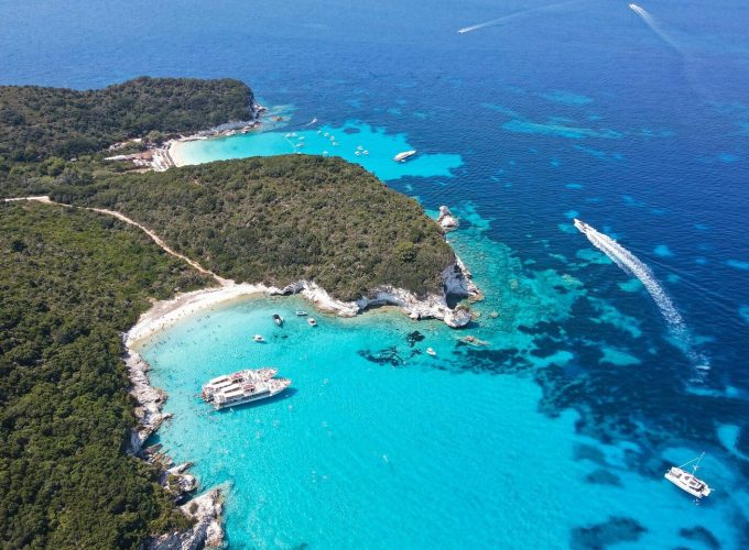 15-17/08 | 3 ημέρες | Παξοί – Αντίπαξοι – Λευκάδα