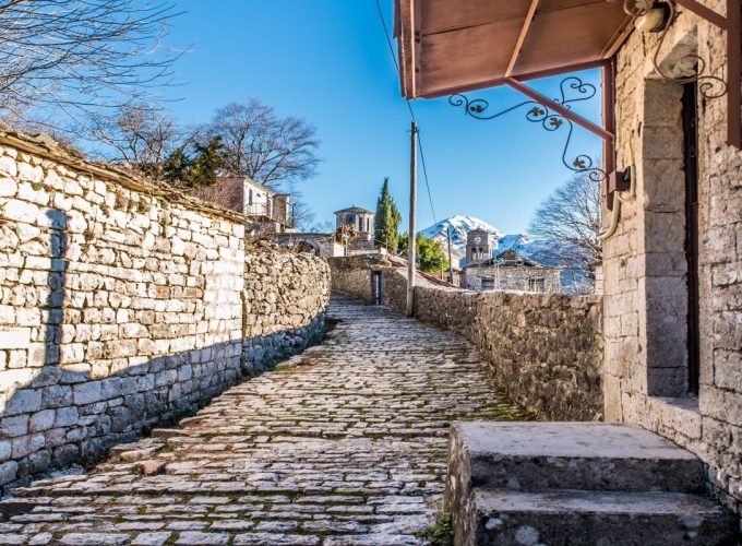 Χριστούγεννα – Πρωτοχρονιά – Θεοφάνια | 3 ημέρες | Τζουμέρκα – Γεφύρι της Άρτας – Πρέβεζα – Ναύπακτος | Με ημιδιατροφή & εορταστικό ρεβεγιόν!*